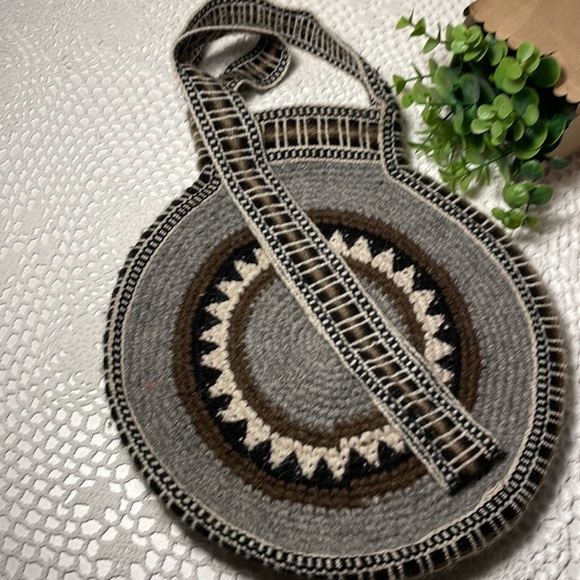 Handcrafted BOHO purse crossbody - Picture 4 of 7